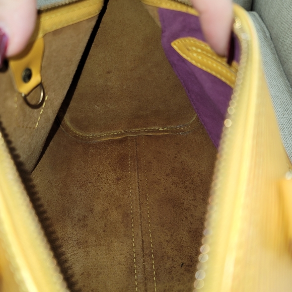 Louis Vuitton Epi Speedy 25 Yellow - Picture 12 of 16